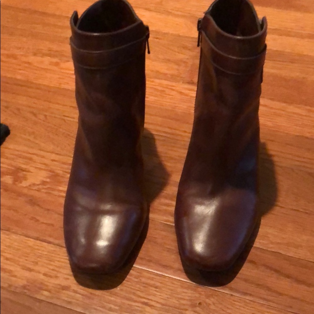 Women’s ankle boots